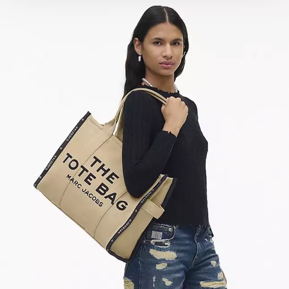 Marc Jacobs Handbags - Marc Jacobs Large Jacquard Canvas Tote